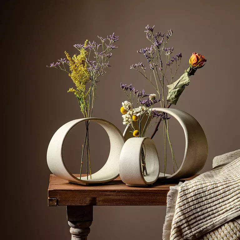 The Novel Ring Vases - Ivory