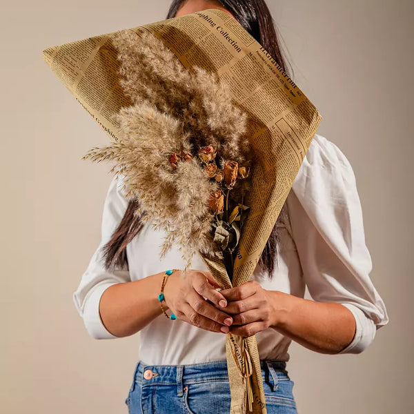 Pampas with Cream Roses