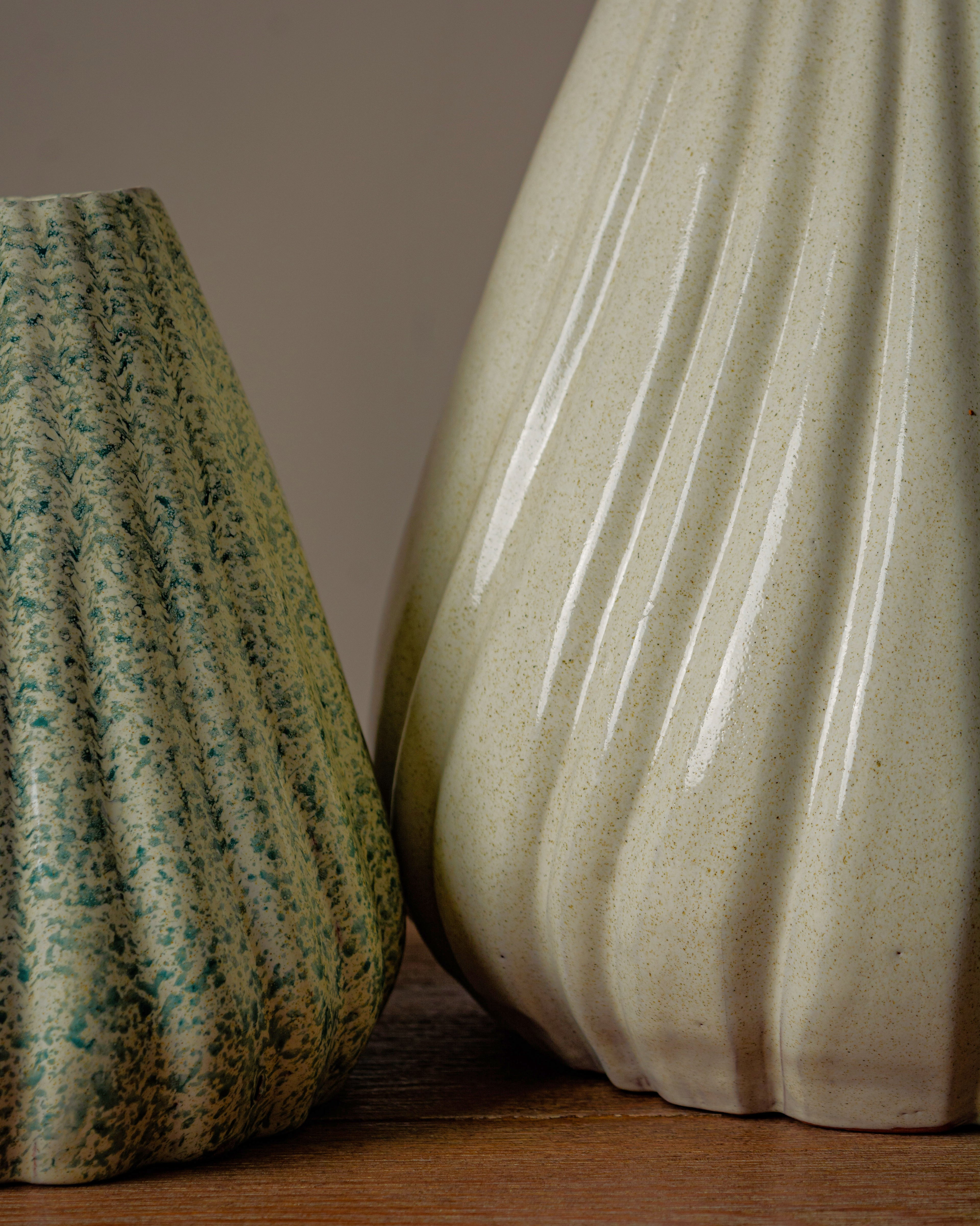 Shell Vase - Light Fusion