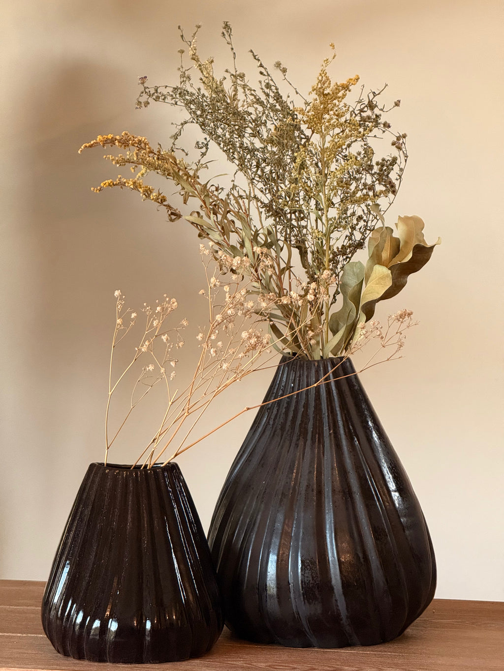 Shell Vase - Black