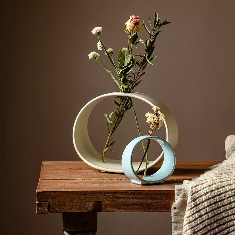 The Novel Ring Vases - Ivory