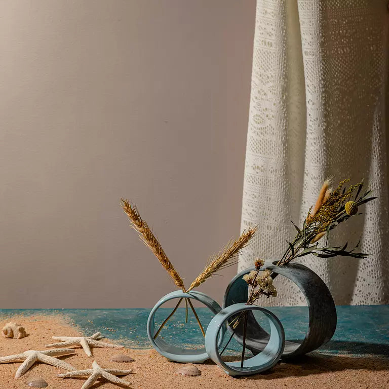 The Novel Ring Vases - Sea Waves Blue